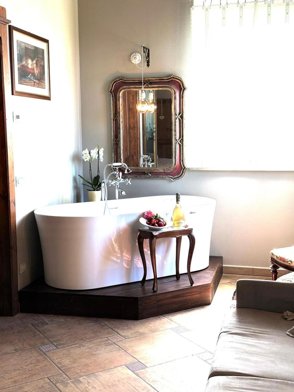 Locanda Antico Casale チェゼナーティコ エクステリア 写真